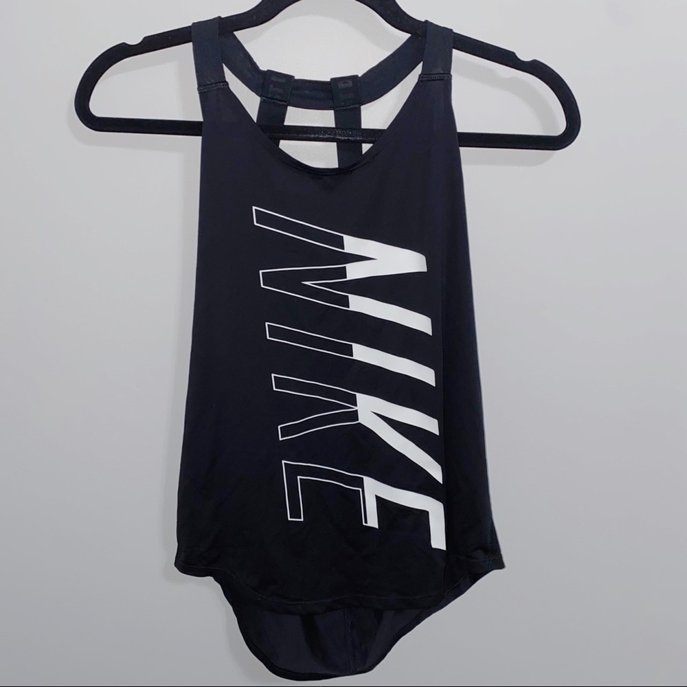 Nike Light Weight Loose Fit Tank Top